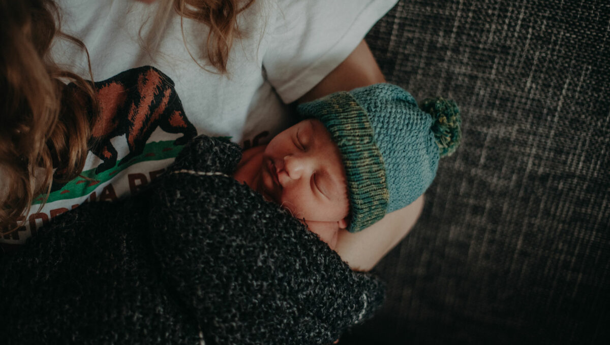 Baby Wochenbett pucken