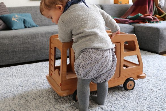 Holzspielzeug, Wagen, Auto, Lauflernwagen, Campingwagen