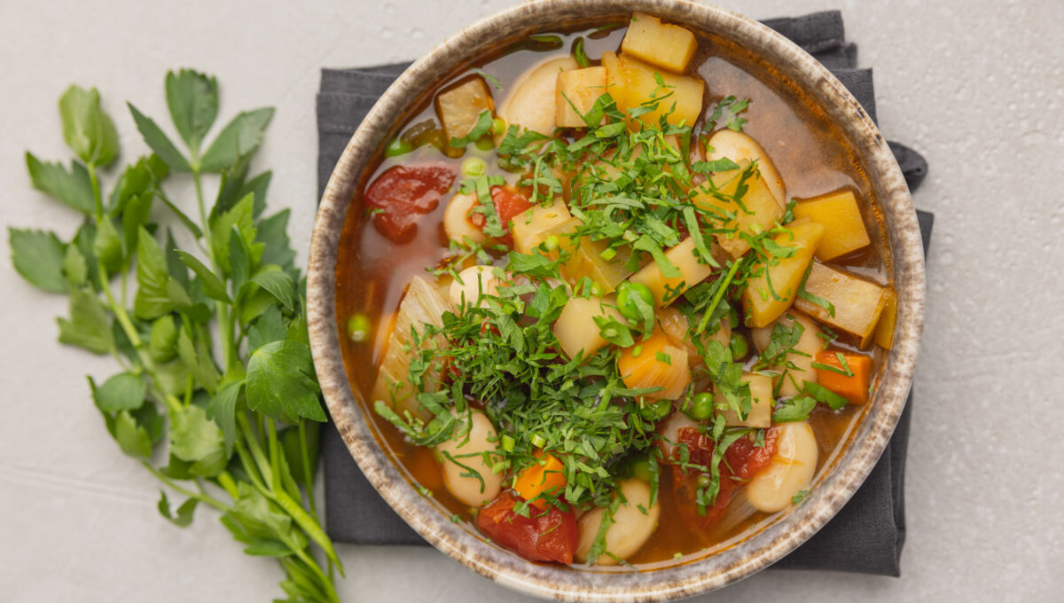 Kräftigende vegane Wochenbettsuppe