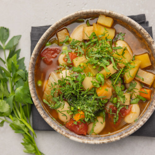 Wochenbettessen: Kräftigende vegane Wochenbettsuppe