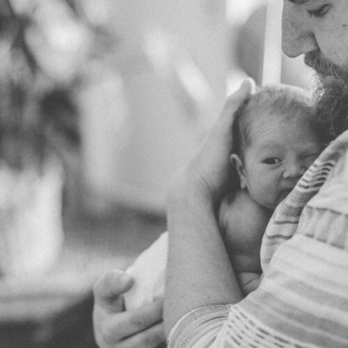 Emotionale Vaterschaft leben: Warum aktive Väter wichtig für Kinder und Familie sind